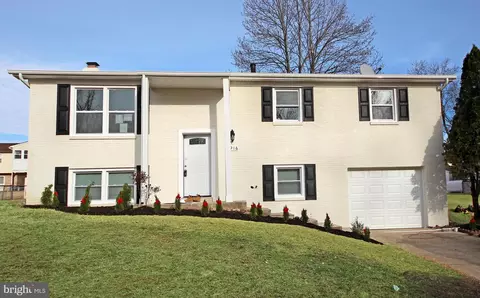 8916 Goldfield Pl, Clinton, MD 20735
