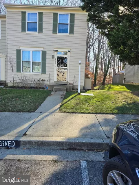 3628 Wood Creek Dr, Suitland, MD 20746