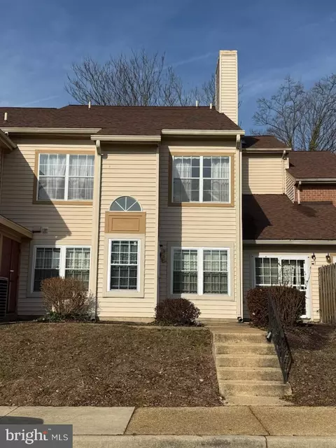 8881 Rusland Ct, Fort Washington, MD 20744