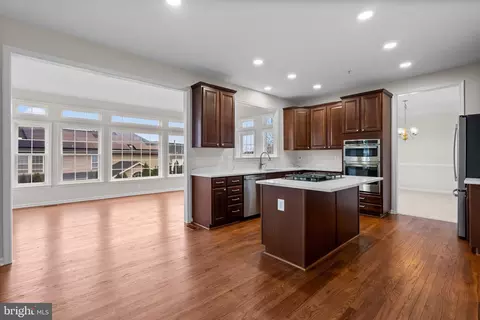 Kitchen - 7604 Finglas Ct, Laurel, MD 20707 photo 5 of 5