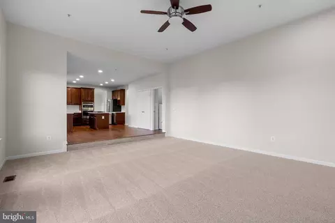 Living - 7604 Finglas Ct, Laurel, MD 20707 photo 6 of 8