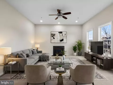 Living - 7604 Finglas Ct, Laurel, MD 20707 photo 4 of 8