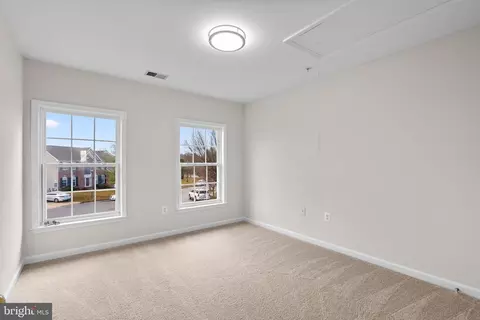 Bedroom - 7604 Finglas Ct, Laurel, MD 20707 photo 5 of 9