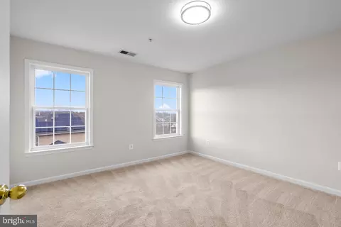 Bedroom - 7604 Finglas Ct, Laurel, MD 20707 photo 2 of 9