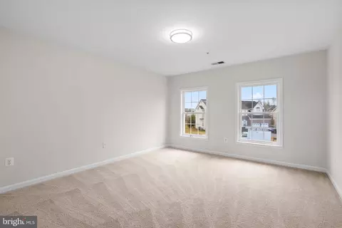 Bedroom - 7604 Finglas Ct, Laurel, MD 20707 photo 8 of 9