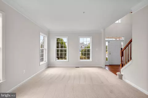 Living - 7604 Finglas Ct, Laurel, MD 20707 photo 2 of 8
