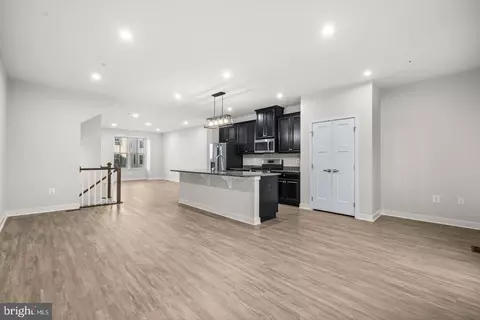 4743 Towne Park Rd, Suitland, MD 20746
