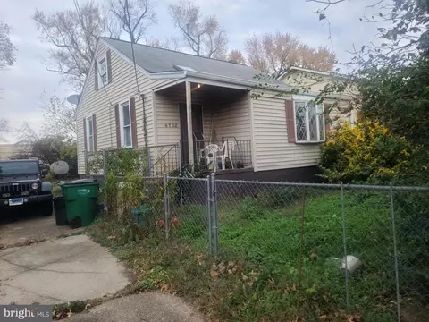 4702 Hamilton St, Hyattsville, MD 20781