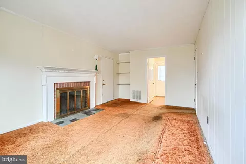 Living - 3604 Earlston Ct, Bowie, MD 20721 photo 1 of 7