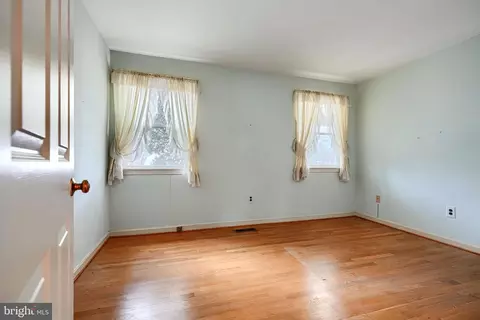 Bedroom - 3604 Earlston Ct, Bowie, MD 20721 photo 4 of 13