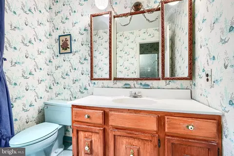 Bath - 3604 Earlston Ct, Bowie, MD 20721 photo 4 of 9