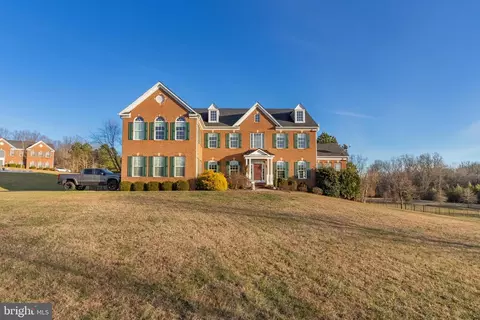 6812 Osborne Hill Dr, Marlboro, MD 20772