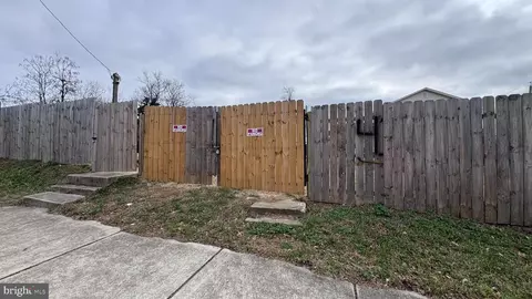 419 Carmody Hills Dr, Capitol Heights, MD 20743