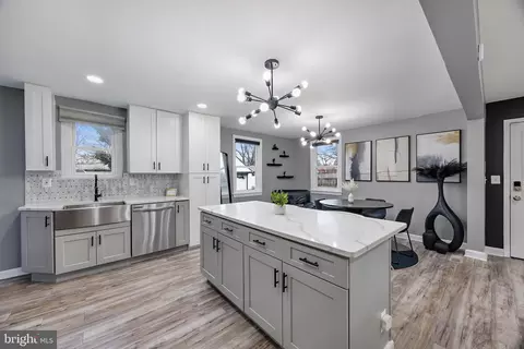 2410 Ritchie Rd, District Heights, MD 20747 photo 13