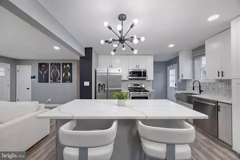 2410 Ritchie Rd, District Heights, MD 20747 photo 11