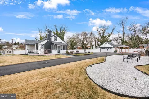 2410 Ritchie Rd, District Heights, MD 20747 photo 4