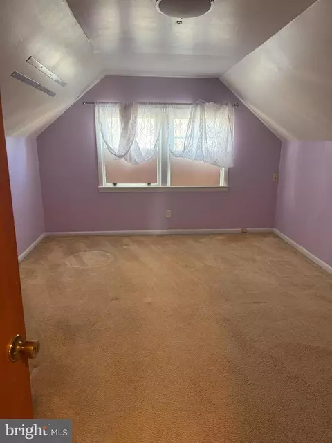 Bedroom - 5912 Mckay Dr, Brandywine, MD 20613 photo 2 of 3