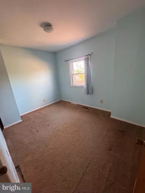Bedroom - 5912 Mckay Dr, Brandywine, MD 20613 photo 3 of 3