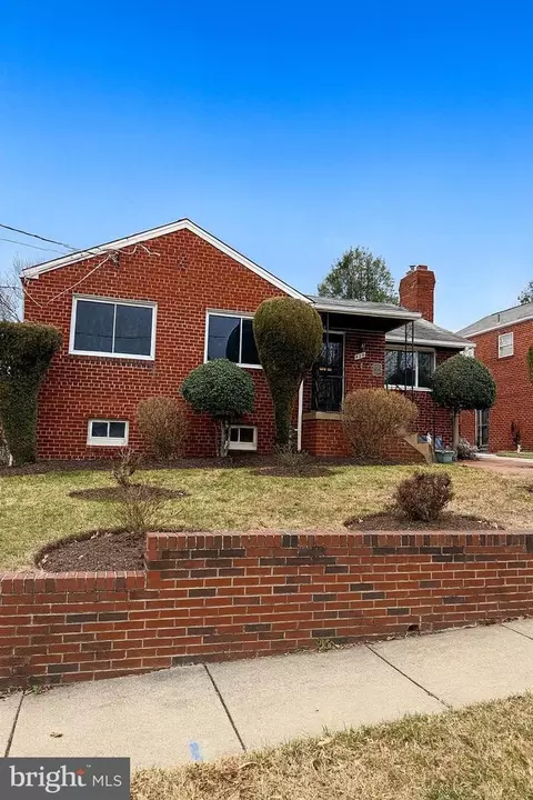 829 Thurman Ave, Hyattsville, MD 20783