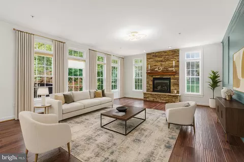 7008 Brentwood Dr, Marlboro, MD 20772