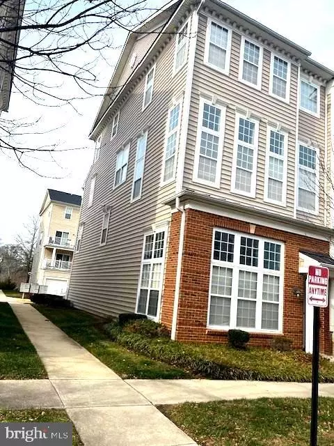 923 Pine Forest Ln #2011, Marlboro, MD 20774