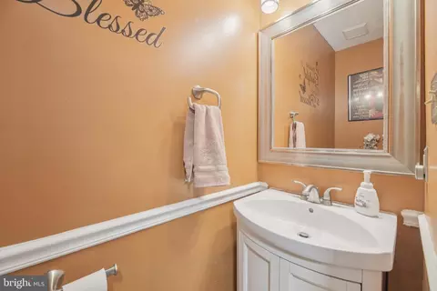 8500 Biscayne Ct, Marlboro, MD 20772 photo 11