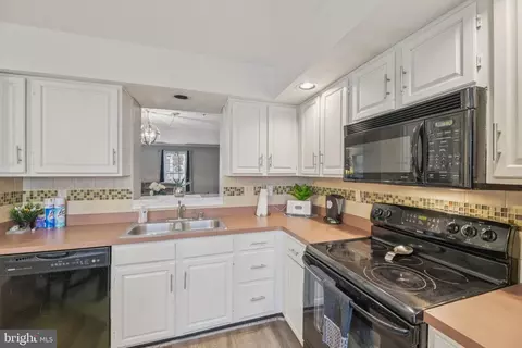 8500 Biscayne Ct, Marlboro, MD 20772 photo 10