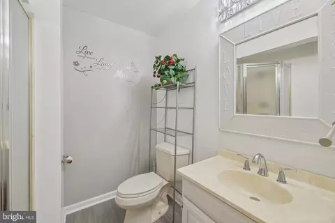 8500 Biscayne Ct, Marlboro, MD 20772 photo 25