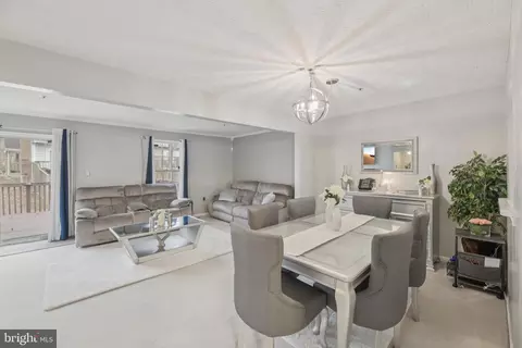 8500 Biscayne Ct, Marlboro, MD 20772 photo 4