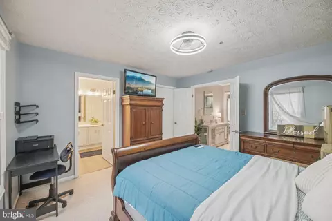 8500 Biscayne Ct, Marlboro, MD 20772 photo 18