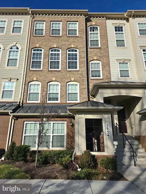 5554 Lanteen St #1105, Lanham, MD 20706