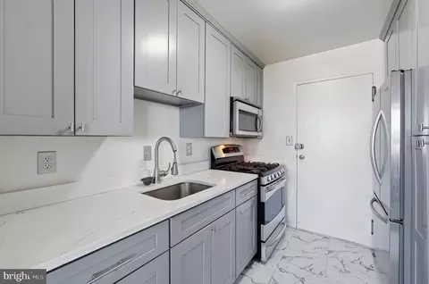 3450 Toledo Ter #609, Hyattsville, MD 20782