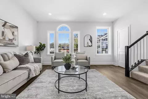 Other - 4917 Devitt Pl, Oxon Hill, MD 20745 photo 4 of 15