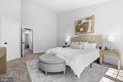 Bedroom - 4917 Devitt Pl, Oxon Hill, MD 20745 photo 3 of 8