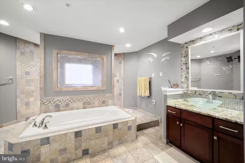 6502 Chatham Park Dr, Brandywine, MD 20613
