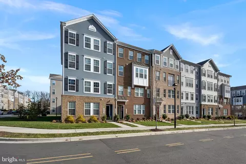 Exterior - 10439 John Glenn St, Lanham, MD 20706 photo 2 of 5
