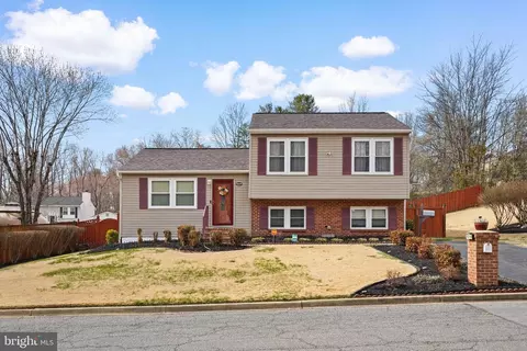 5210 Vienna Dr, Clinton, MD 20735