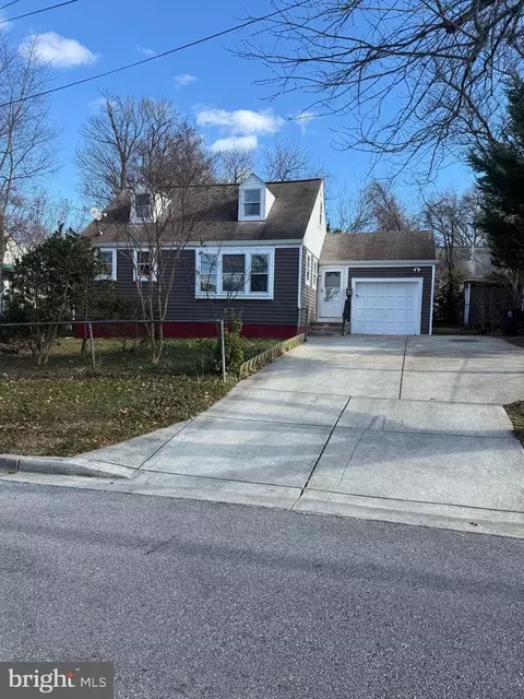6625 Powhatan St, Riverdale, MD 20737