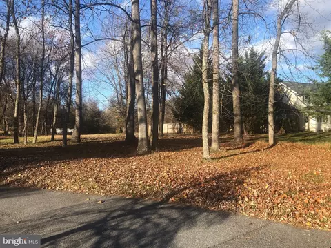 11704 Duckettown Rd, Laurel, MD 20708