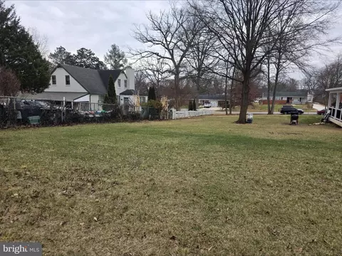 9524 Dubarry Ave, Lanham, MD 20706 photo 4