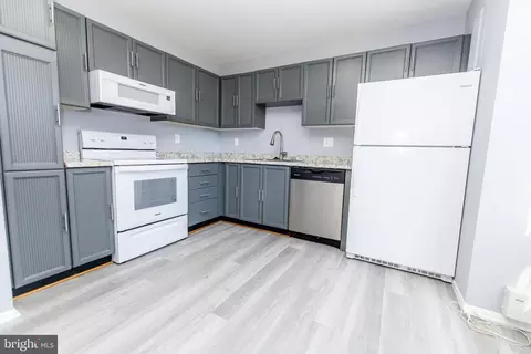 7206 Lost Spring Ct #7206, Lanham, MD 20706 photo 9