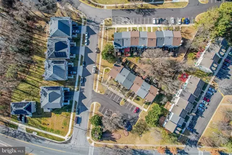 7206 Lost Spring Ct #7206, Lanham, MD 20706 photo 4