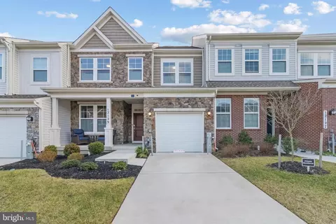 12129 American Chestnut Rd, Bowie, MD 20720