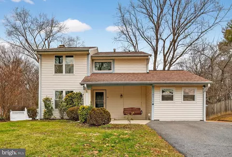 15914 Paisley Ln, Bowie, MD 20716