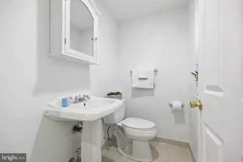 Bath - 6304 Forest Mill Ln, Laurel, MD 20707 photo 4 of 4