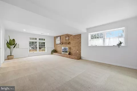 Living - 6304 Forest Mill Ln, Laurel, MD 20707 photo 9 of 9