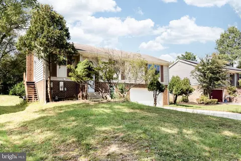 1116 Kings Tree Dr, Bowie, MD 20721 photo 2