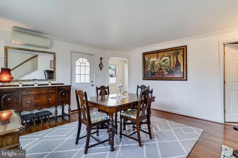 Dining - 6905 E Clinton St, Clinton, MD 20735 photo 2 of 5