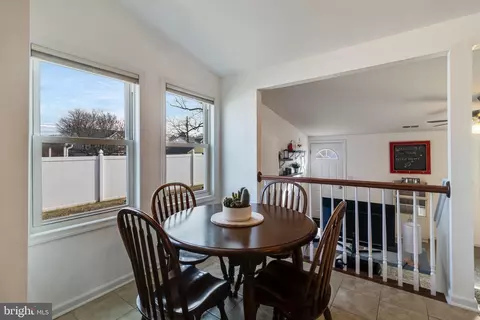 Dining - 6905 E Clinton St, Clinton, MD 20735 photo 5 of 5