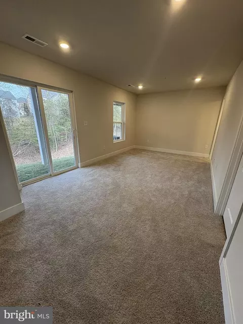 7450 Cornerstone Way, Laurel, MD 20707 photo 2